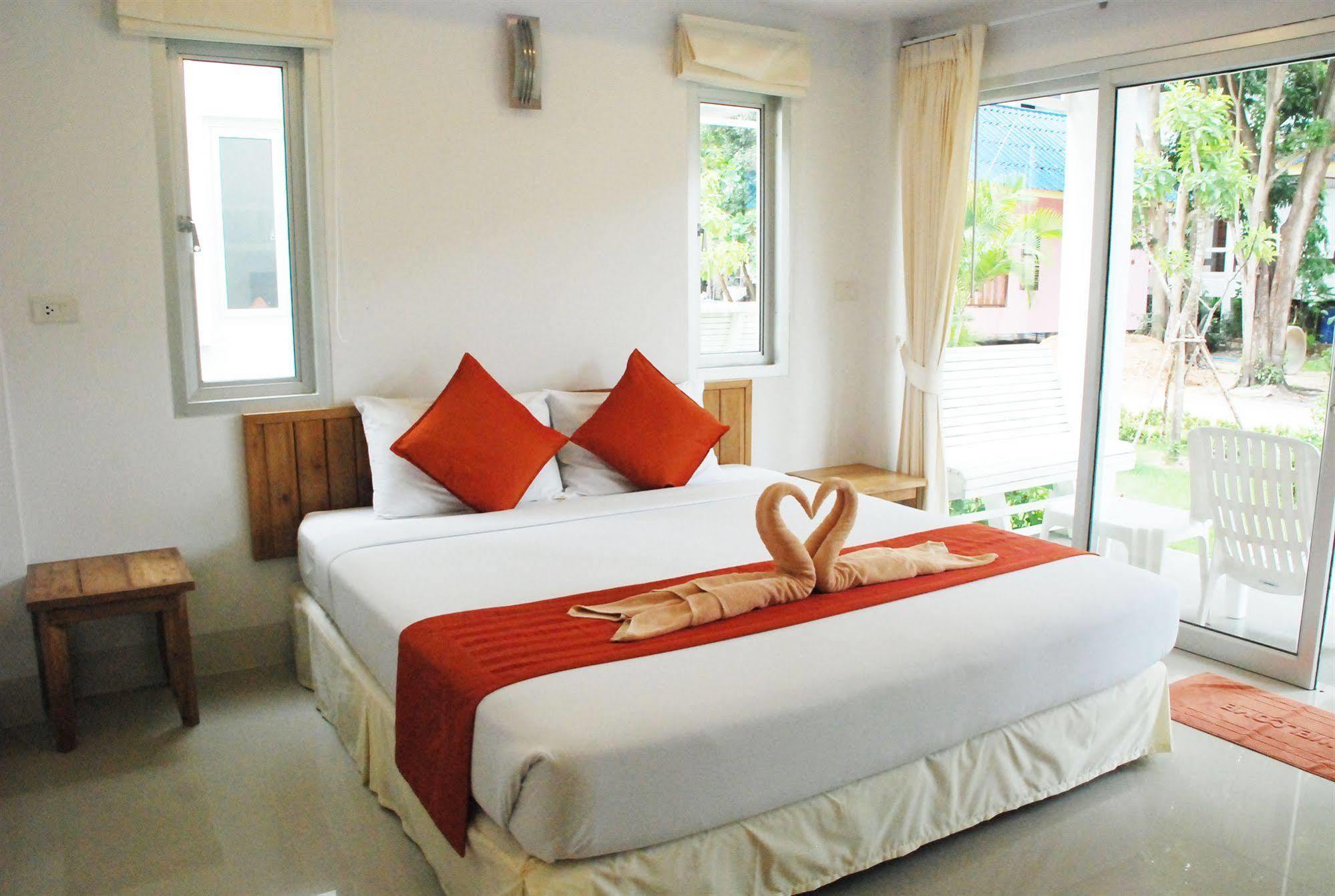 Amity Beach Resort Maret Eksteriør bilde