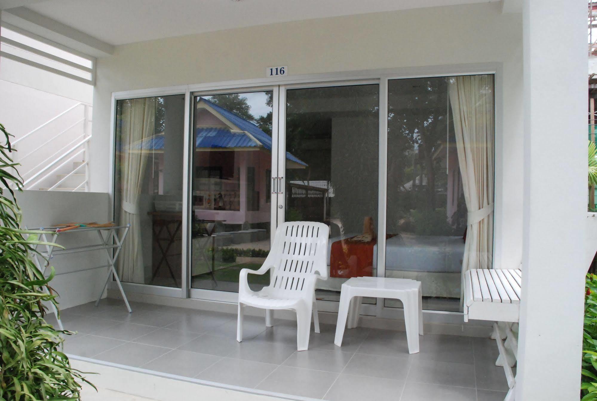 Amity Beach Resort Maret Eksteriør bilde