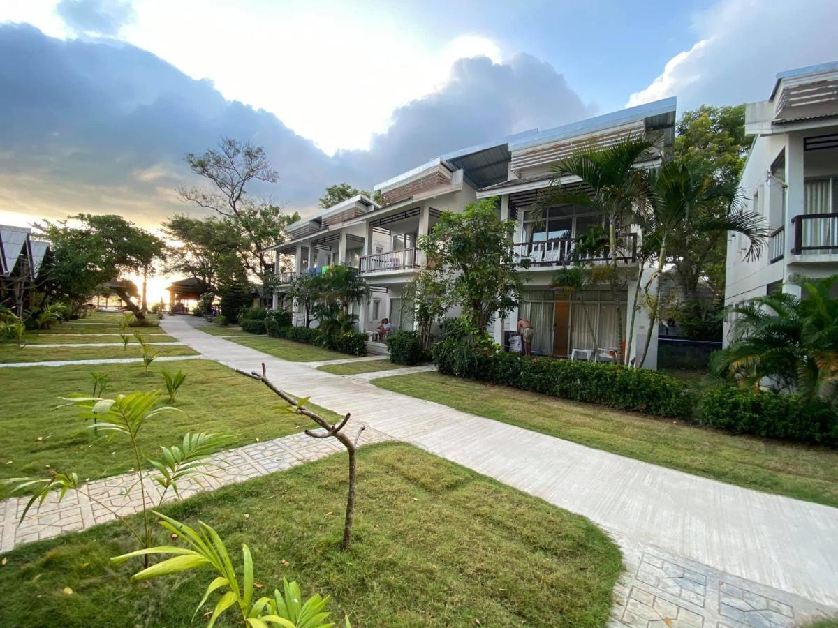 Amity Beach Resort Maret Eksteriør bilde