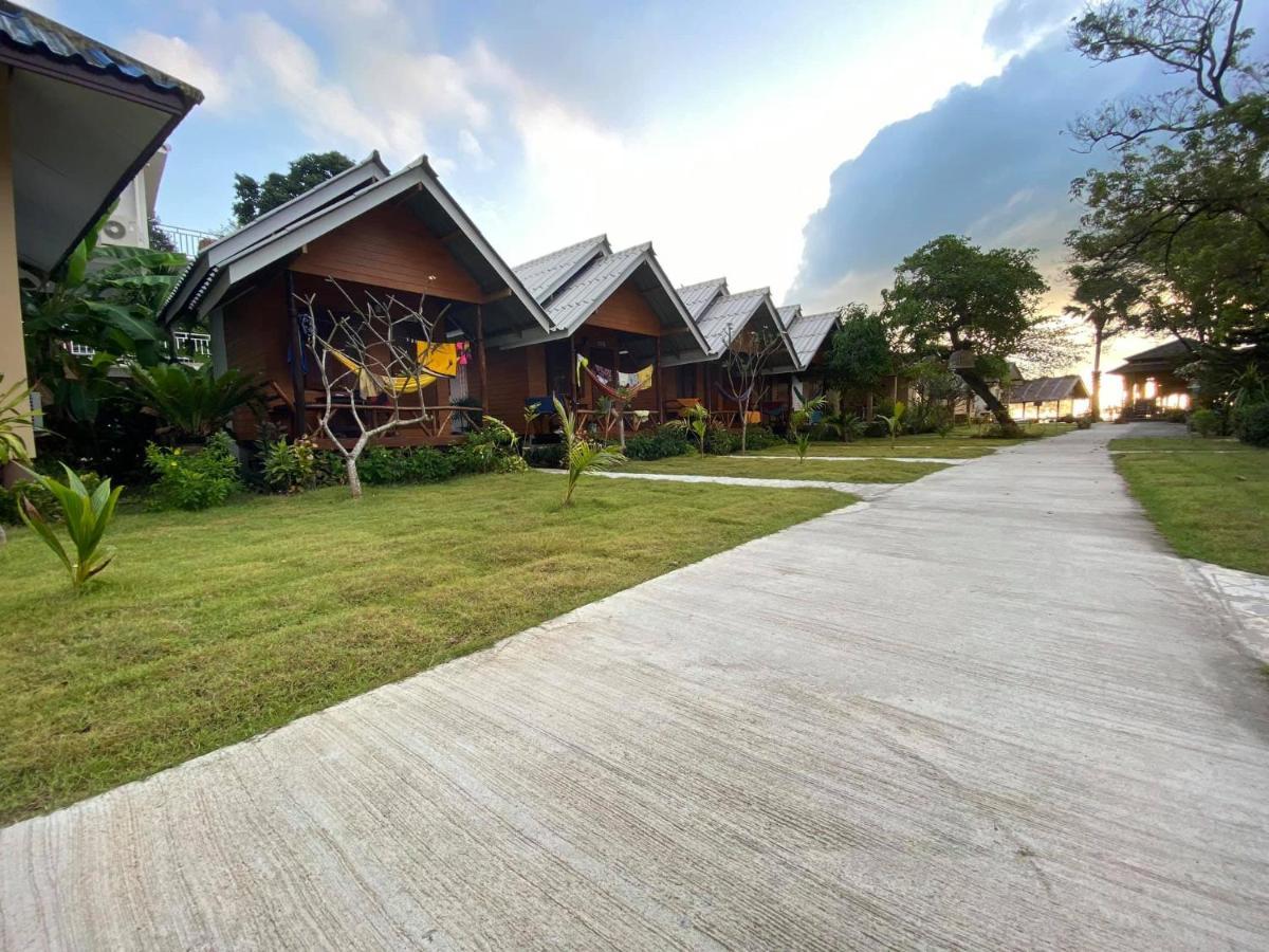 Amity Beach Resort Maret Eksteriør bilde